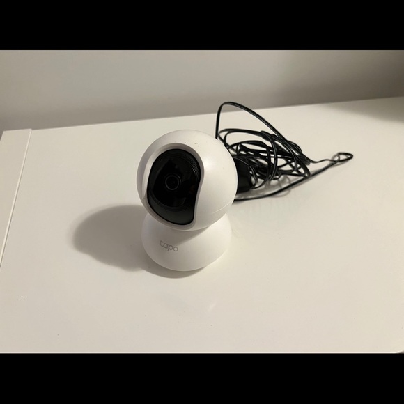 surveillance cameras - Picture 2 of 2